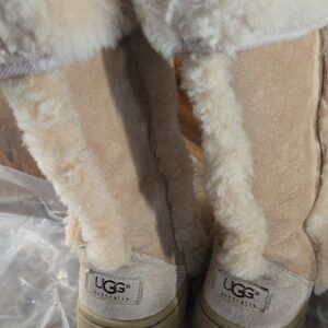 UGG Classic Winter Boots Sunburst Classic Tall